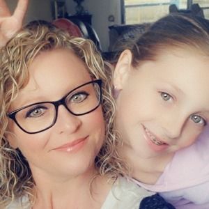 Meet your Posher, Becky